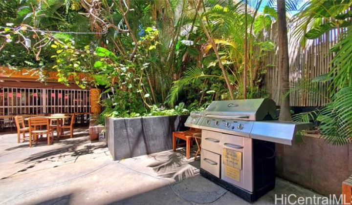 2425 Kuhio Avenue,Honolulu,Hawaii,96815,1 ベッドルーム ベッドルーム,1 バスルームバスルーム,コンド / タウンハウス,Kuhio,11,18519738