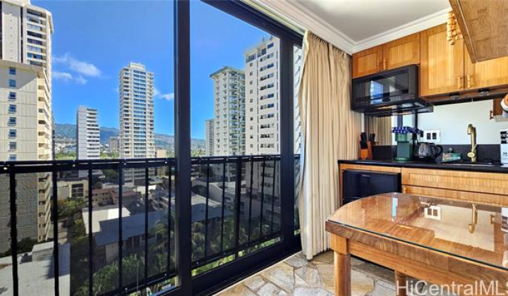 2425 Kuhio Avenue,Honolulu,Hawaii,96815,1 ベッドルーム ベッドルーム,1 バスルームバスルーム,コンド / タウンハウス,Kuhio,11,18519738