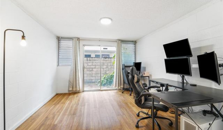 2501 Coyne Street,Honolulu,Hawaii,96826,3 Bedrooms Bedrooms,1 BathroomBathrooms,Condo/Townhouse,Coyne,1,19230944