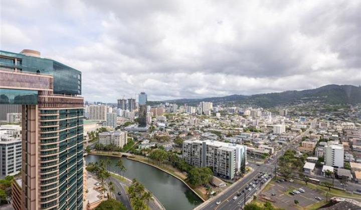 444 Niu Street,Honolulu,Hawaii,96815,1 ベッドルーム ベッドルーム,2 バスルームバスルーム,コンド / タウンハウス,Niu,33,18072701