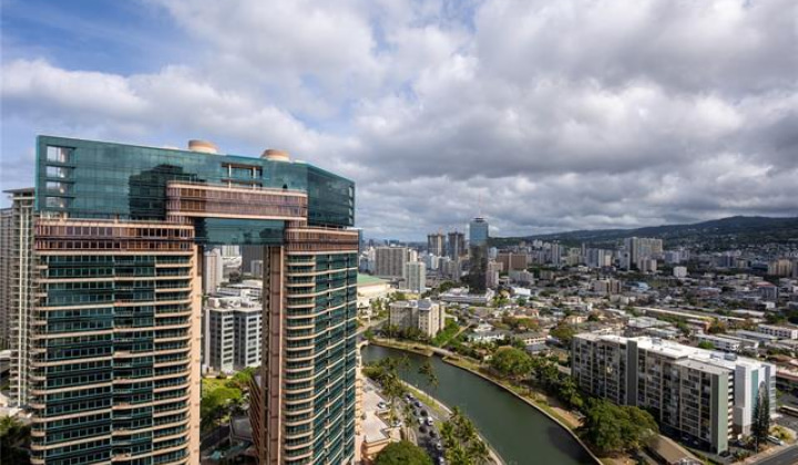 444 Niu Street,Honolulu,Hawaii,96815,1 ベッドルーム ベッドルーム,2 バスルームバスルーム,コンド / タウンハウス,Niu,33,18072701