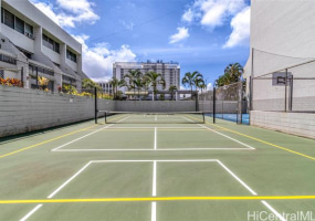 445 Kaiolu Street,Honolulu,Hawaii,96815,1 Bedroom Bedrooms,1 BathroomBathrooms,Condo/Townhouse,Kaiolu,10,17677179