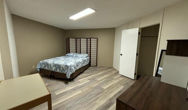 1088 Bishop Street,Honolulu,Hawaii,96813,2 Bedrooms Bedrooms,1 BathroomBathrooms,Condo/Townhouse,Bishop,7,18074423