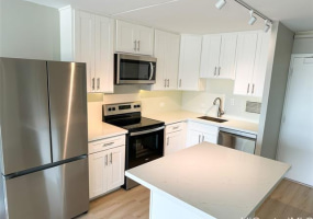 2333 Kapiolani Boulevard,Honolulu,Hawaii,96826,1 Bedroom Bedrooms,1 BathroomBathrooms,Condo/Townhouse,Kapiolani,12,18075606