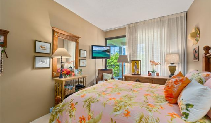 4999 Kahala Avenue,Honolulu,Hawaii,96816,2 ベッドルーム ベッドルーム,2 バスルームバスルーム,コンド / タウンハウス,Kahala,4,18076136