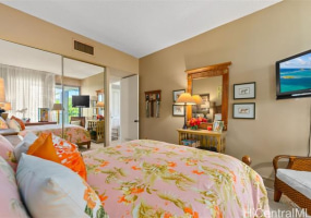 4999 Kahala Avenue,Honolulu,Hawaii,96816,2 ベッドルーム ベッドルーム,2 バスルームバスルーム,コンド / タウンハウス,Kahala,4,18076136
