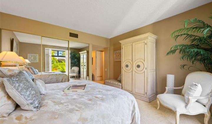 4999 Kahala Avenue,Honolulu,Hawaii,96816,2 ベッドルーム ベッドルーム,2 バスルームバスルーム,コンド / タウンハウス,Kahala,4,18076136