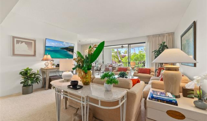 4999 Kahala Avenue,Honolulu,Hawaii,96816,2 ベッドルーム ベッドルーム,2 バスルームバスルーム,コンド / タウンハウス,Kahala,4,18076136