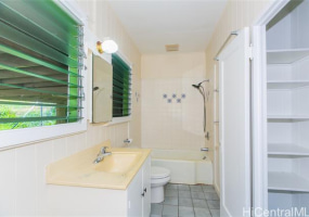 47-260 Ahuimanu Road,Kaneohe,Hawaii,96744,2 Bedrooms Bedrooms,1 BathroomBathrooms,Single family,Ahuimanu,18076250