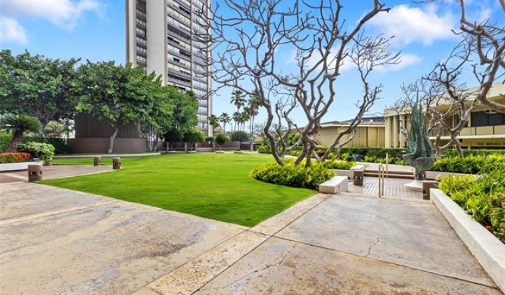 583 Kamoku Street,Honolulu,Hawaii,96826,2 ベッドルーム ベッドルーム,2 バスルームバスルーム,コンド / タウンハウス,Kamoku,27,19268994