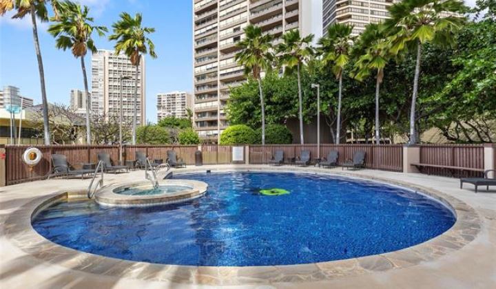 583 Kamoku Street,Honolulu,Hawaii,96826,2 ベッドルーム ベッドルーム,2 バスルームバスルーム,コンド / タウンハウス,Kamoku,27,19268994