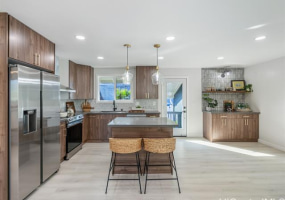 315 Oneawa Street,Kailua,Hawaii,96734,5 Bedrooms Bedrooms,2 BathroomsBathrooms,Single family,Oneawa,18076534