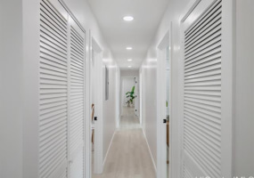 315 Oneawa Street,Kailua,Hawaii,96734,5 Bedrooms Bedrooms,2 BathroomsBathrooms,Single family,Oneawa,18076534