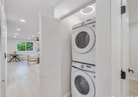 315 Oneawa Street,Kailua,Hawaii,96734,5 Bedrooms Bedrooms,2 BathroomsBathrooms,Single family,Oneawa,18076534