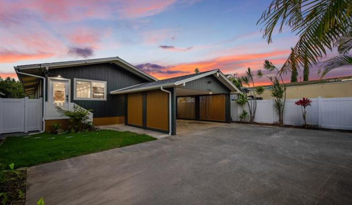 315 Oneawa Street,Kailua,Hawaii,96734,5 Bedrooms Bedrooms,2 BathroomsBathrooms,Single family,Oneawa,18076534