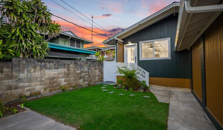 315 Oneawa Street,Kailua,Hawaii,96734,5 Bedrooms Bedrooms,2 BathroomsBathrooms,Single family,Oneawa,18076534