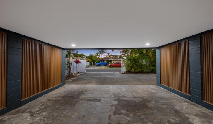 315 Oneawa Street,Kailua,Hawaii,96734,5 Bedrooms Bedrooms,2 BathroomsBathrooms,Single family,Oneawa,18076534