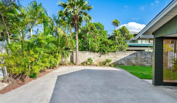 315 Oneawa Street,Kailua,Hawaii,96734,5 Bedrooms Bedrooms,2 BathroomsBathrooms,Single family,Oneawa,18076534