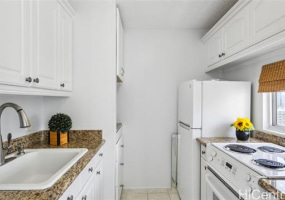 400 Hobron Lane,Honolulu,Hawaii,96815,1 バスルームバスルーム,コンド / タウンハウス,Hobron,22,18077043