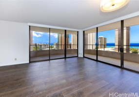1910 Ala Moana Boulevard,Honolulu,Hawaii,96815,2 ベッドルーム ベッドルーム,2 バスルームバスルーム,コンド / タウンハウス,Ala Moana,19,18077135