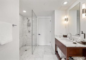 223 Saratoga Road,Honolulu,Hawaii,96815,2 Bedrooms Bedrooms,1 BathroomBathrooms,Condo/Townhouse,Saratoga,33,18077461