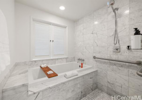 223 Saratoga Road,Honolulu,Hawaii,96815,2 Bedrooms Bedrooms,1 BathroomBathrooms,Condo/Townhouse,Saratoga,33,18077461