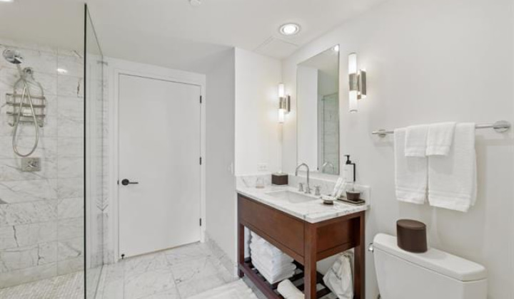 223 Saratoga Road,Honolulu,Hawaii,96815,2 Bedrooms Bedrooms,1 BathroomBathrooms,Condo/Townhouse,Saratoga,33,18077461