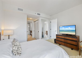 223 Saratoga Road,Honolulu,Hawaii,96815,2 Bedrooms Bedrooms,1 BathroomBathrooms,Condo/Townhouse,Saratoga,33,18077461