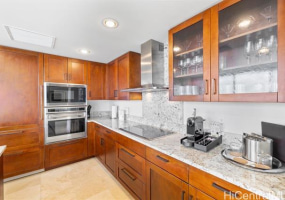 223 Saratoga Road,Honolulu,Hawaii,96815,2 Bedrooms Bedrooms,1 BathroomBathrooms,Condo/Townhouse,Saratoga,33,18077461
