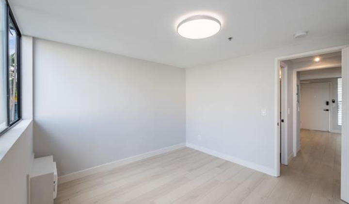 2860 Waialae Avenue,Honolulu,Hawaii,96826,1 Bedroom Bedrooms,1 BathroomBathrooms,Condo/Townhouse,Waialae,3,18077929