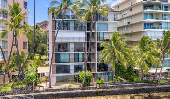 2987 Kalakaua Avenue,Honolulu,Hawaii,96815,1 Bedroom Bedrooms,1 BathroomBathrooms,Condo/Townhouse,Kalakaua,2,18078735