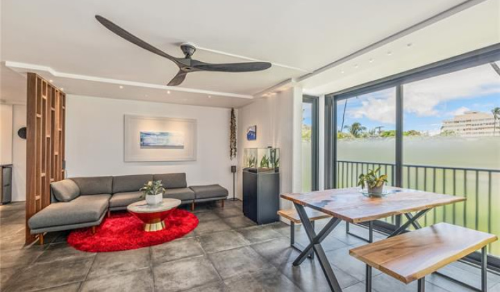 2987 Kalakaua Avenue,Honolulu,Hawaii,96815,1 Bedroom Bedrooms,1 BathroomBathrooms,Condo/Townhouse,Kalakaua,2,18078735