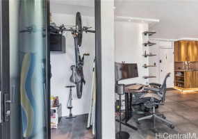 2987 Kalakaua Avenue,Honolulu,Hawaii,96815,1 Bedroom Bedrooms,1 BathroomBathrooms,Condo/Townhouse,Kalakaua,2,18078735