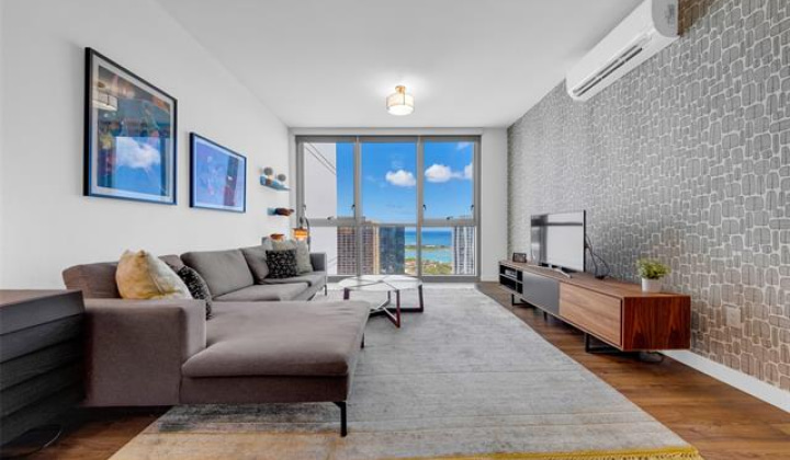 988 Halekauwila Street,Honolulu,Hawaii,96814,3 Bedrooms Bedrooms,2 BathroomsBathrooms,Condo/Townhouse,Halekauwila,42,18080799