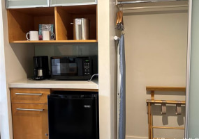 410 Atkinson Drive,Honolulu,Hawaii,96814,1 BathroomBathrooms,Condo/Townhouse,Atkinson,15,18081220