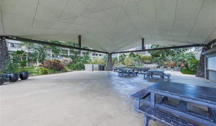 55 Kukui Street,Honolulu,Hawaii,96813,2 Bedrooms Bedrooms,1 BathroomBathrooms,Condo/Townhouse,Kukui,26,18083392