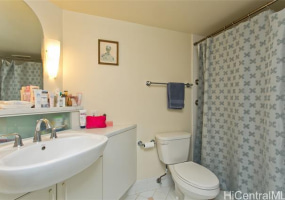 801 King Street,Honolulu,Hawaii,96813,2 ベッドルーム ベッドルーム,2 バスルームバスルーム,コンド / タウンハウス,King,11,18084096
