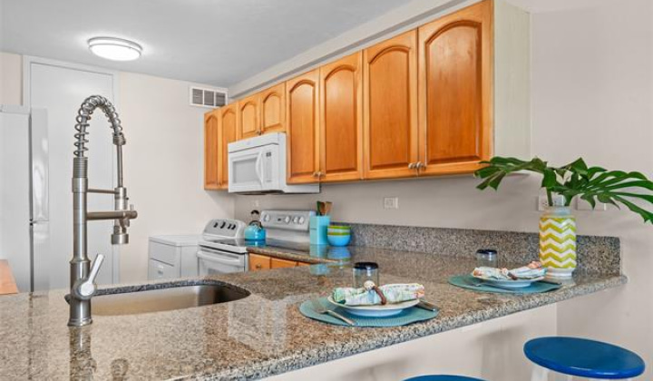 14 Aulike Street,Kailua,Hawaii,96734,2 Bedrooms Bedrooms,1 BathroomBathrooms,Condo/Townhouse,Aulike,9,19240294