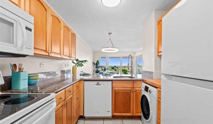 14 Aulike Street,Kailua,Hawaii,96734,2 Bedrooms Bedrooms,1 BathroomBathrooms,Condo/Townhouse,Aulike,9,19240294