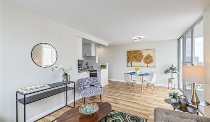 1069 Spencer Street,Honolulu,Hawaii,96822,2 Bedrooms Bedrooms,1 BathroomBathrooms,Condo/Townhouse,Spencer,10,18085006