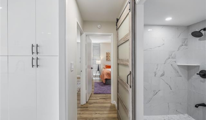 1069 Spencer Street,Honolulu,Hawaii,96822,2 Bedrooms Bedrooms,1 BathroomBathrooms,Condo/Townhouse,Spencer,10,18085006