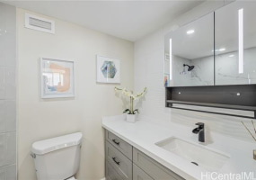 1069 Spencer Street,Honolulu,Hawaii,96822,2 Bedrooms Bedrooms,1 BathroomBathrooms,Condo/Townhouse,Spencer,10,18085006