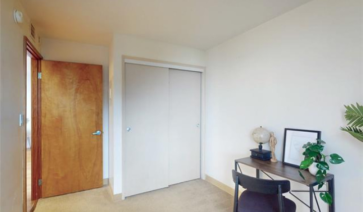 411 Hobron Lane,Honolulu,Hawaii,96815,2 ベッドルーム ベッドルーム,1 バスルームバスルーム,コンド / タウンハウス,Hobron,38,19245017