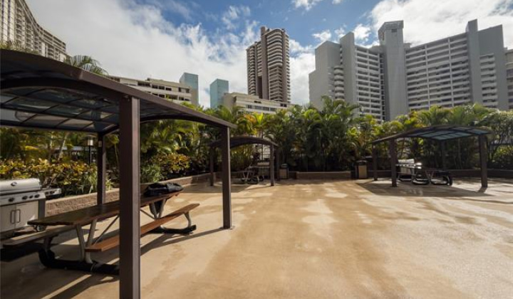 411 Hobron Lane,Honolulu,Hawaii,96815,2 ベッドルーム ベッドルーム,1 バスルームバスルーム,コンド / タウンハウス,Hobron,38,19245017