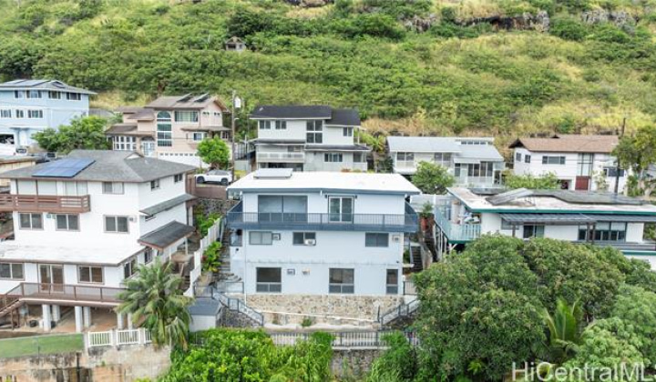 1583 Ala Lani Street,Honolulu,Hawaii,96819,7 Bedrooms Bedrooms,5 BathroomsBathrooms,Single family,Ala Lani,18086398