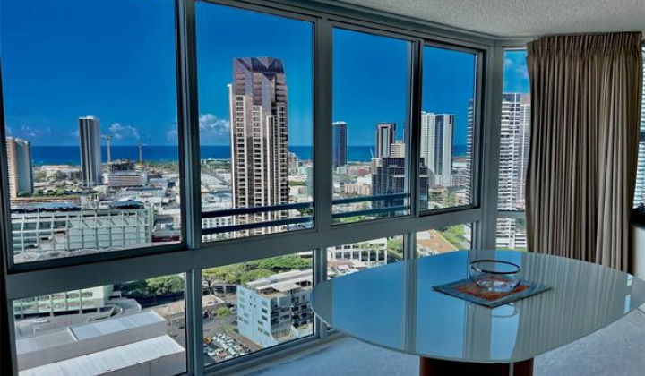 801 King Street,Honolulu,Hawaii,96813,2 ベッドルーム ベッドルーム,2 バスルームバスルーム,コンド / タウンハウス,King,29,19246068