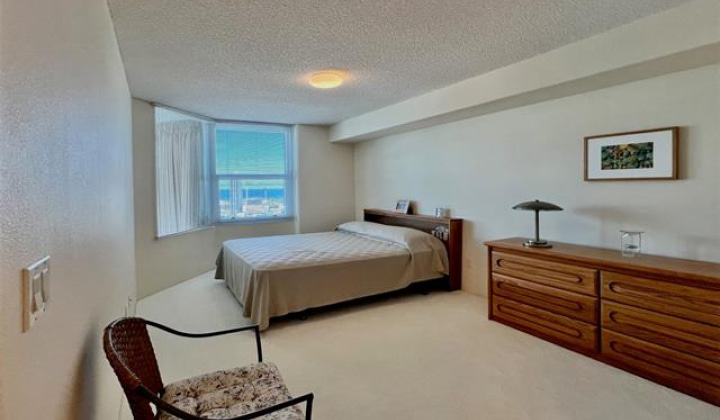 801 King Street,Honolulu,Hawaii,96813,2 ベッドルーム ベッドルーム,2 バスルームバスルーム,コンド / タウンハウス,King,29,19246068