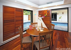 5939 Kalanianaole Highway,Honolulu,Hawaii,96821,4 ベッドルーム ベッドルーム,4 バスルームバスルーム,一戸建て,Kalanianaole,18086637