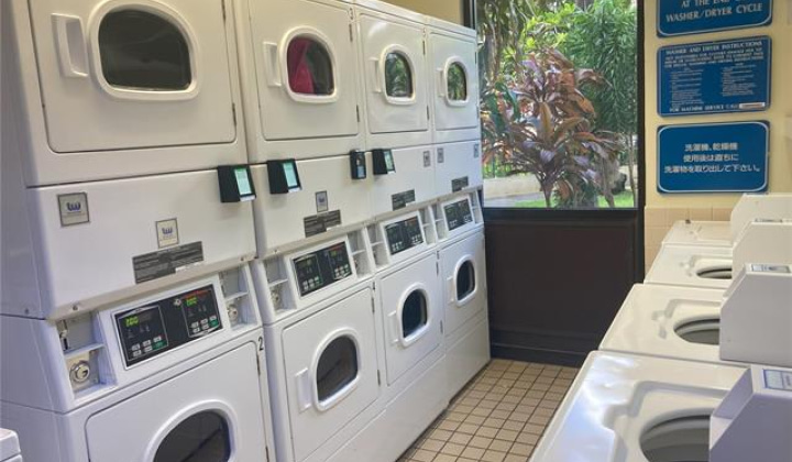 300 Wai Nani Way,Honolulu,Hawaii,96815,1 BathroomBathrooms,Condo/Townhouse,Wai Nani,9,18087274