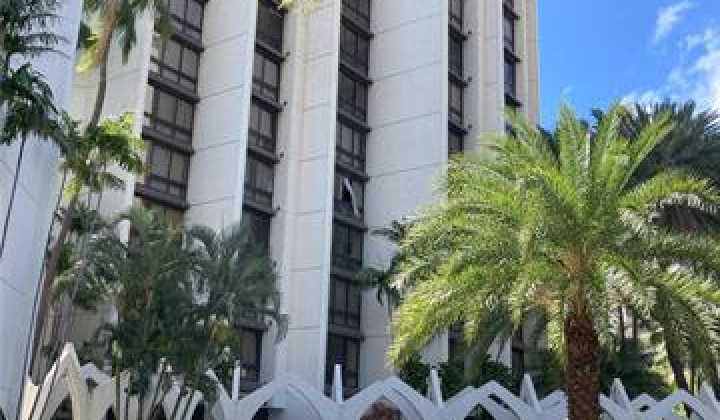 300 Wai Nani Way,Honolulu,Hawaii,96815,1 BathroomBathrooms,Condo/Townhouse,Wai Nani,9,18087274